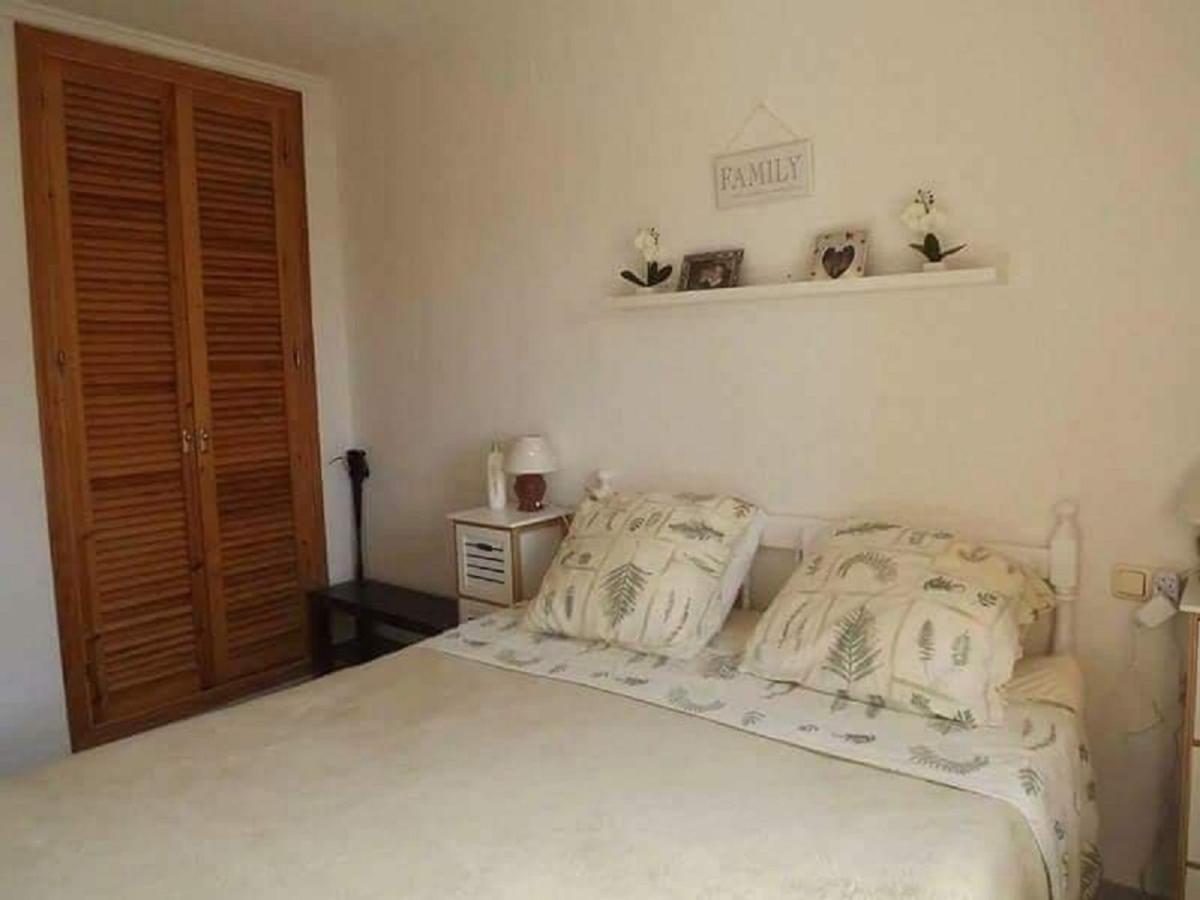 Cozy House Near La Mata Beach Торевиеха Екстериор снимка