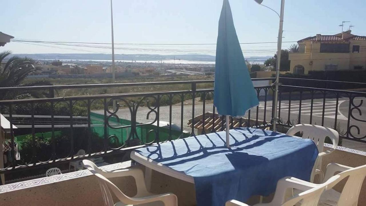 Cozy House Near La Mata Beach Торевиеха Екстериор снимка